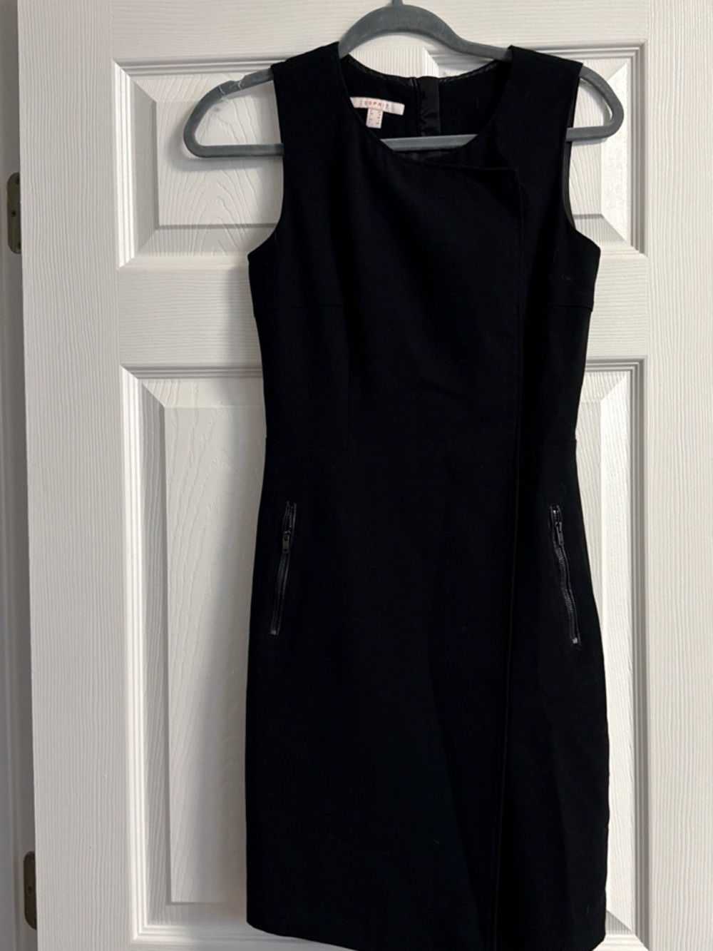 Esprit Black Sleeveless Mini Sheath Dress